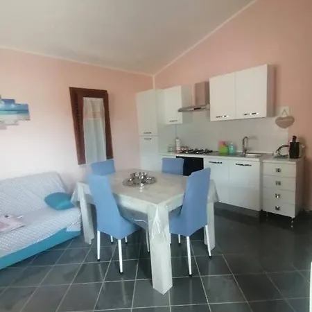 A Casa Di Lory شقة Torpè